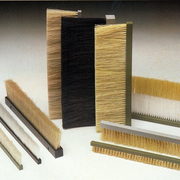 Flat brushes and special sealing